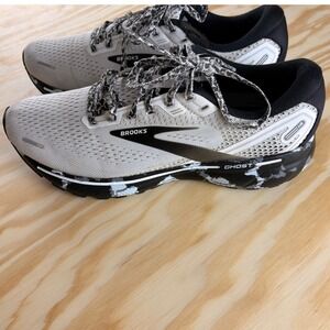 Brooks Ghost 14 Women's Running Shoes Size 9 B White Black Camo 1203561B135
